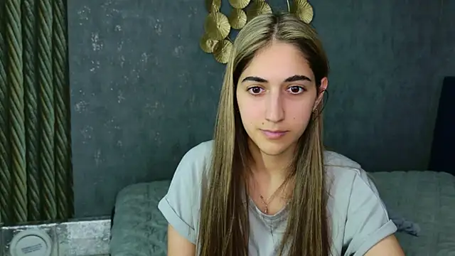 Teresa Stane online show from February 2025 12:16:02 PM