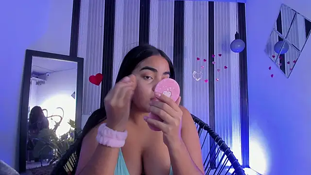 melodiipierce  online show from February 2025 07:12:02 PM