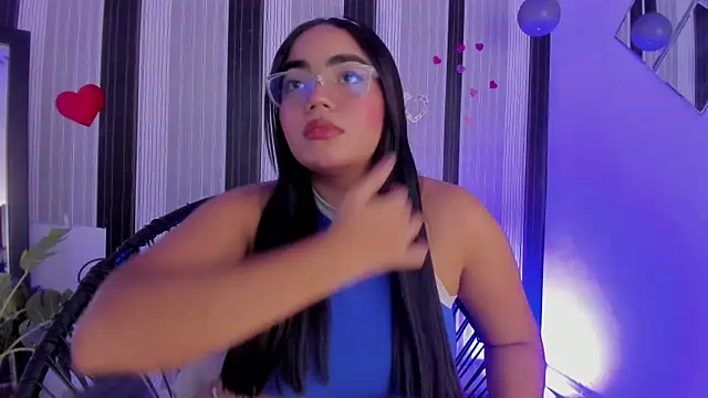 melodiipierce  online show from February 2025 10:09:01 PM