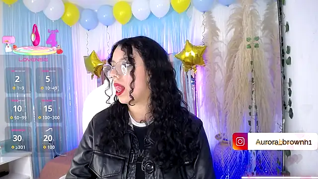 Snapshot of Aurora_Brownn chatting on September 2025 01:45:01 AM Aurora Brownn online show from September 2025 01:45:01 AM