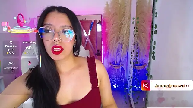 Snapshot of Aurora_Brownn chatting on October 2025 03:30:02 AM Aurora Brownn online show from October 2025 03:30:02 AM