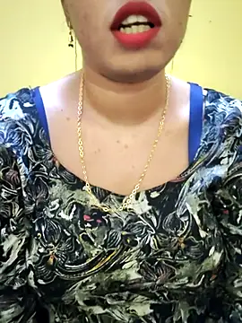 Snapshot of Haniya-143 chatting on September 2025 10:31:02 PM Haniya-143 online show from September 2025 10:31:02 PM