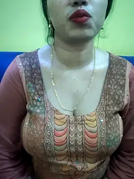 Snapshot of Haniya-143 chatting on September 2025 04:46:01 PM Haniya-143 online show from September 2025 04:46:01 PM