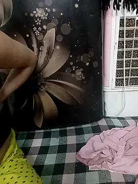 Snapshot of Haniya-143 chatting on March 2026 11:23:02 PM Haniya-143 online show from March 2026 11:23:02 PM