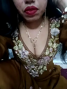 Snapshot of Haniya-143 chatting on March 2026 11:17:01 PM Haniya-143 online show from March 2026 11:17:01 PM