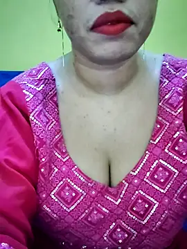 Snapshot of Haniya-143 chatting on September 2025 08:48:02 PM Haniya-143 online show from September 2025 08:48:02 PM