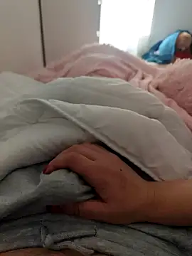 Snapshot of ariel-rick chatting on March 2026 10:53:02 AM ariel-rick online show from March 2026 10:53:02 AM