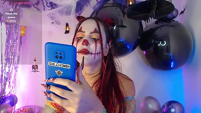 Snapshot of LatinasGoddesses_ chatting on October 2025 03:08:02 AM LatinasGoddesses online show from October 2025 03:08:02 AM