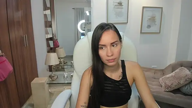 kiim sweett online show from January 2025 11:48:01 AM