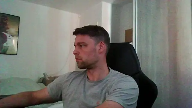 Snapshot of The_big_viking_ chatting on June 2026 12:22:02 PM The big viking online show from June 2026 12:22:02 PM
