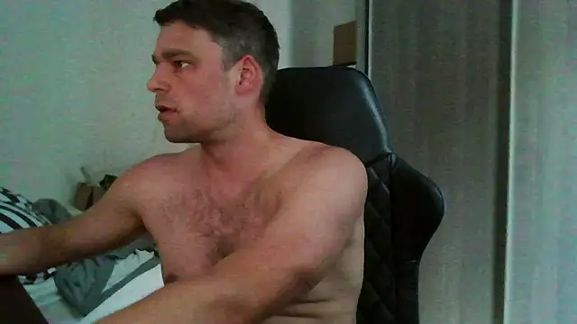 Snapshot of The_big_viking_ chatting on July 2026 01:06:01 PM The big viking online show from July 2026 01:06:01 PM