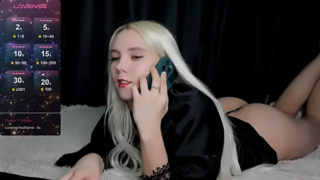 Snapshot of LadyHottCum chatting on February 2025 09:37:02 PM LadyHottCum online show from February 2025 09:37:02 PM