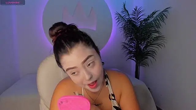 Ariana Pierce online show from October 2025 12:36:01 PM