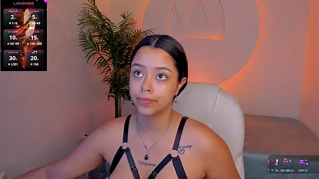 Ariana Pierce online show from December 2025 01:43:02 PM