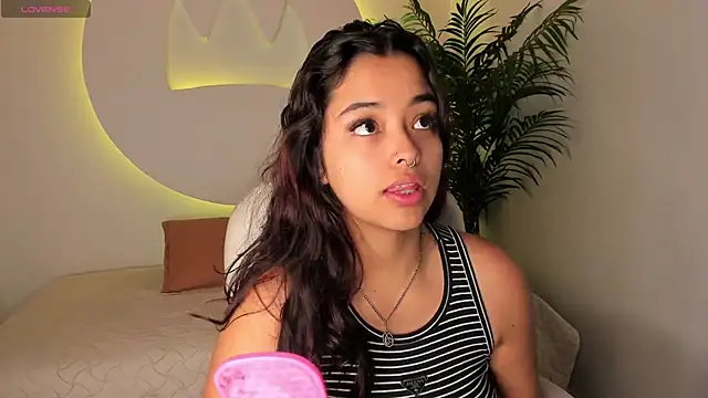 Ariana Pierce online show from October 2025 12:28:01 PM