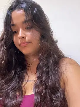 Snapshot of Ariana_Pierce chatting on May 2026 03:12:02 PM Ariana Pierce online show from May 2026 03:12:02 PM