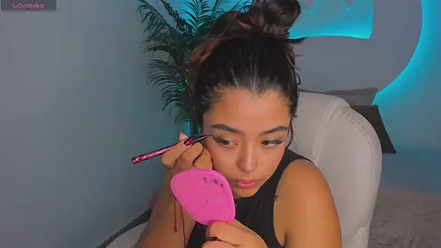 Ariana Pierce online show from October 2025 12:26:01 PM