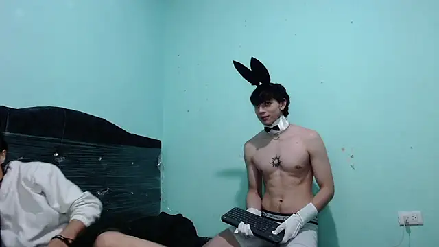 pervertsteens3 online show from October 2025 06:12:02 AM