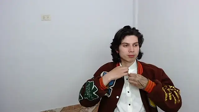 pervertsteens3 online show from February 2026 03:07:02 AM