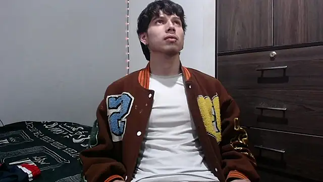 pervertsteens3 online show from September 2025 04:02:01 AM
