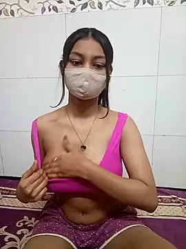 Snapshot of Alina_398 chatting on January 2025 02:00:02 PM Alina 398 online show from January 2025 02:00:02 PM