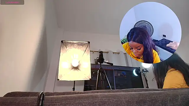 mia-brit online show from February 2026 09:12:01 PM