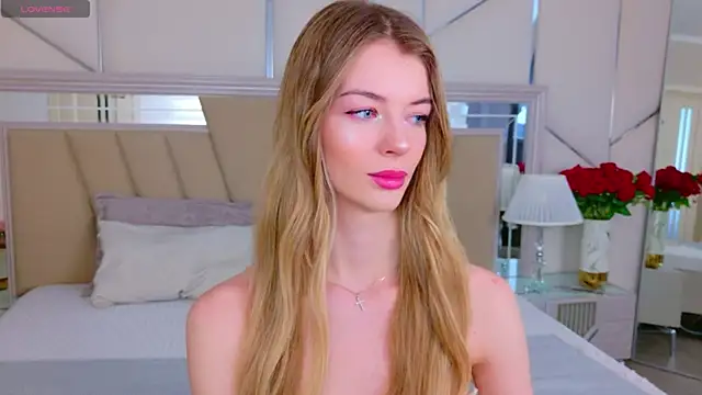 MeganMour online show from April 2026 04:49:01 AM