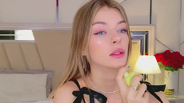 MeganMour online show from February 2026 05:02:01 PM