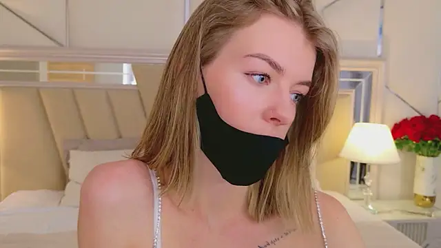 MeganMour online show from January 2026 05:39:01 PM