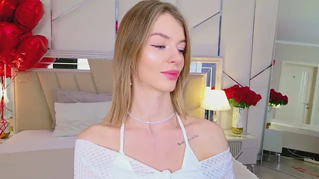 MeganMour online show from February 2026 05:12:02 PM