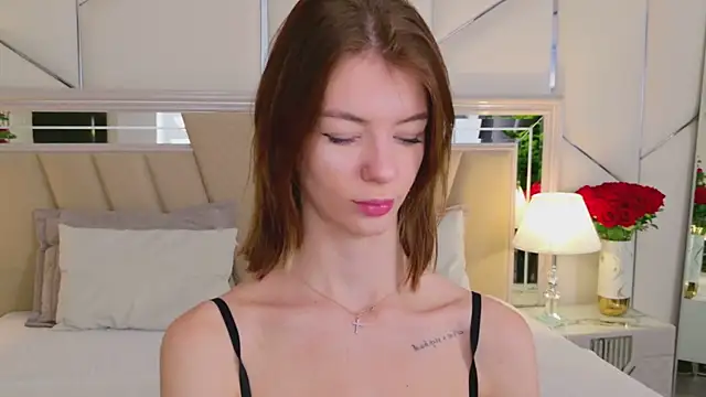 MeganMour online show from November 2025 05:12:01 PM