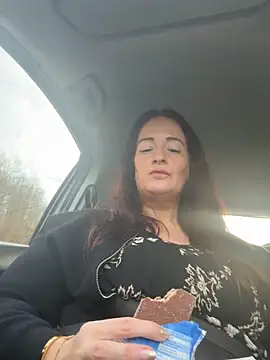 Engel mia online show from December 2025 12:09:02 PM