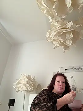 Engel mia online show from May 2026 11:24:01 AM