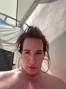 Engel mia online show from May 2026 12:47:01 PM