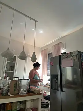 Snapshot of Engel_mia chatting on June 2026 09:15:01 AM Engel mia online show from June 2026 09:15:01 AM