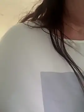 Engel mia online show from April 2026 12:46:02 PM