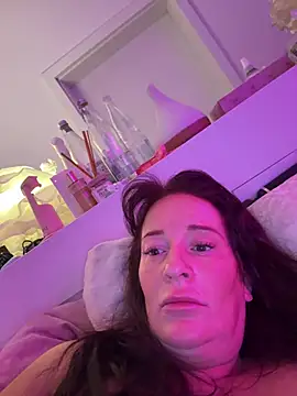 Engel mia online show from May 2026 05:57:01 AM