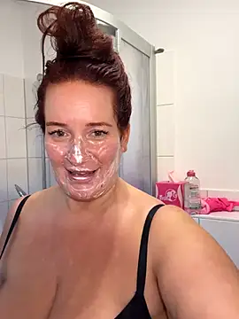 Snapshot of Engel_mia chatting on October 2025 12:02:02 PM Engel mia online show from October 2025 12:02:02 PM