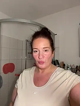 Engel mia online show from March 2026 08:23:01 AM