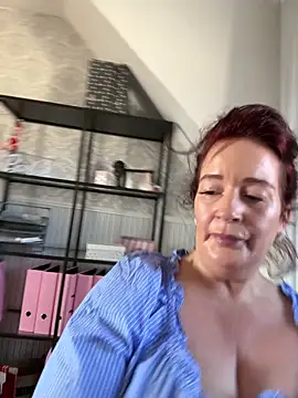 Engel mia online show from March 2026 11:06:02 AM