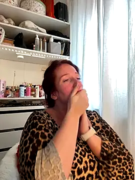 Snapshot of Engel_mia chatting on October 2025 02:19:02 PM Engel mia online show from October 2025 02:19:02 PM