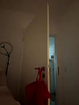 Engel mia online show from October 2025 02:07:01 PM