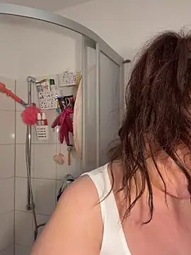 Engel mia online show from March 2026 11:39:02 AM