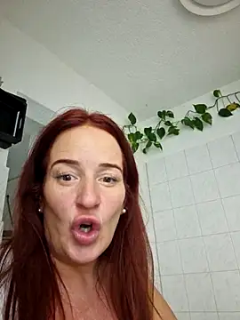 Snapshot of Engel_mia chatting on March 2025 03:06:01 PM Engel mia online show from March 2025 03:06:01 PM