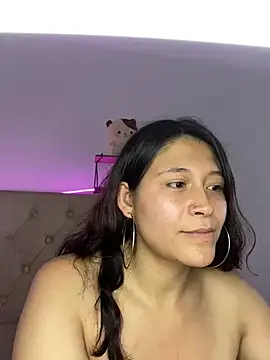 mariana 21x online show from February 2025 04:10:02 PM