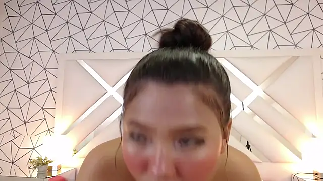 KYOO LENOXX online show from February 2025 03:08:01 AM