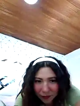 KYOO LENOXX online show from February 2025 01:06:01 PM