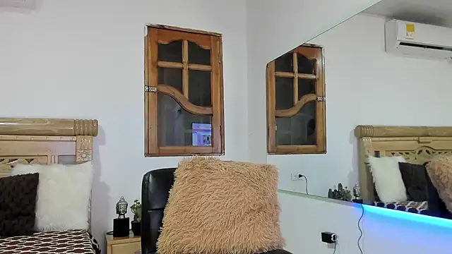 oriana faddila online show from March 2026 05:08:02 AM