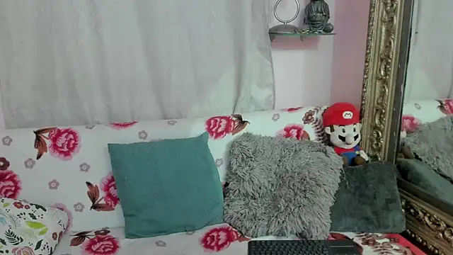 Snapshot of oriana_faddila chatting on March 2025 03:25:01 AM oriana faddila online show from March 2025 03:25:01 AM
