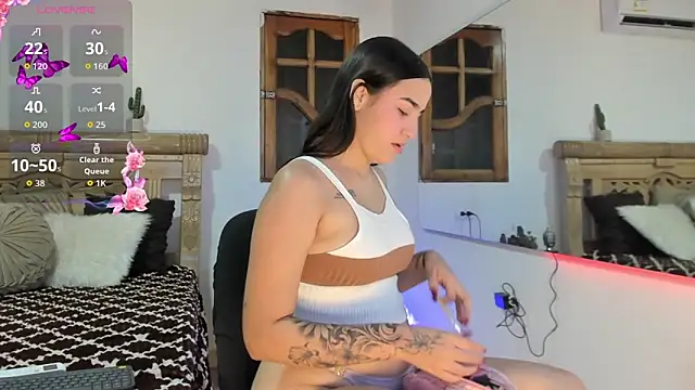 oriana faddila online show from April 2026 03:25:02 AM